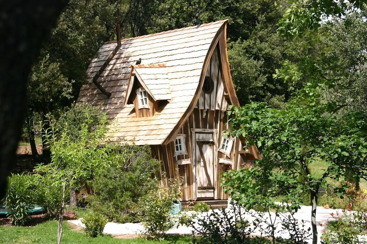 La Cabane Feerique Le Clos Des Perles Tourtour 0*,  Frankrike
