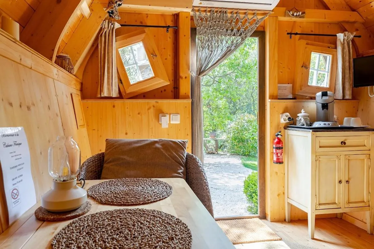 La Cabane Feerique Le Clos Des Perles Tourtour