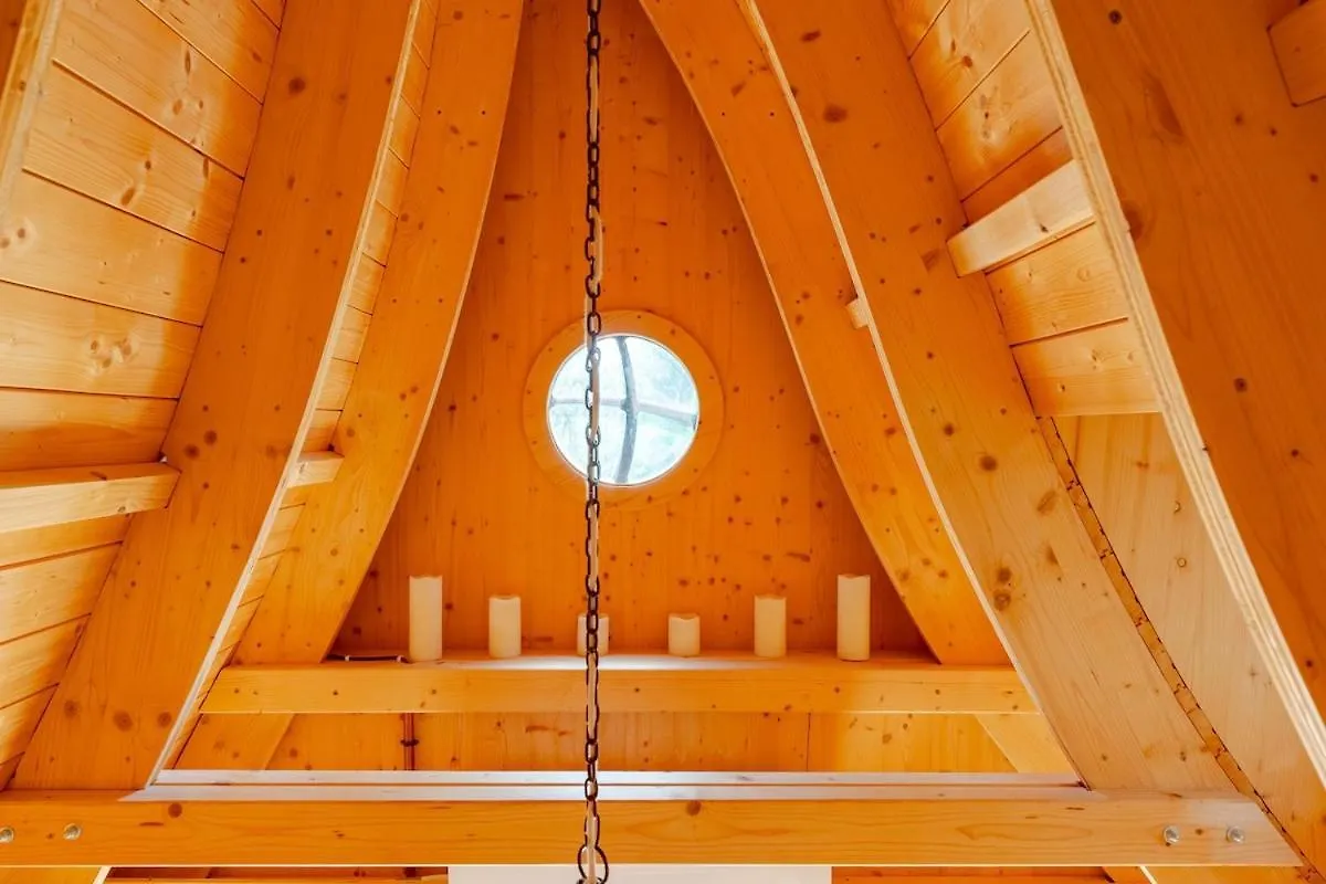 Alpstuga La Cabane Feerique Le Clos Des Perles Tourtour