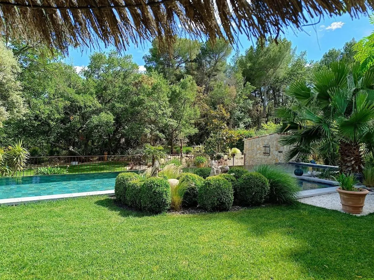 Chalet La Cabane Feerique Le Clos Des Perles Tourtour